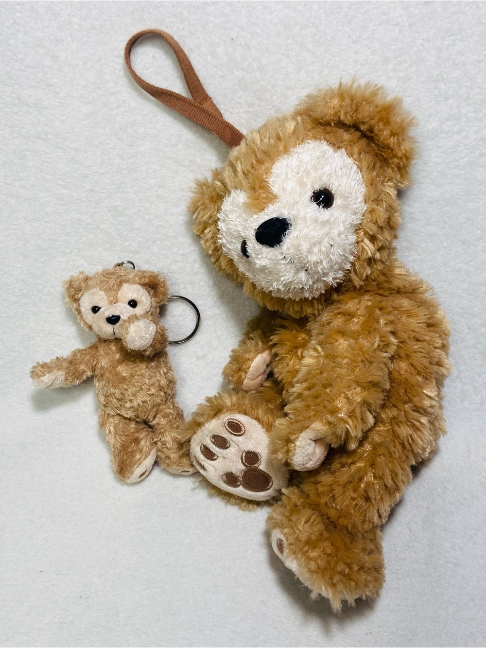 Disney Duffy Bear Plush Toys 10” Duffy Zipper Bag + Mini Duffy  Bear Bag Charm
